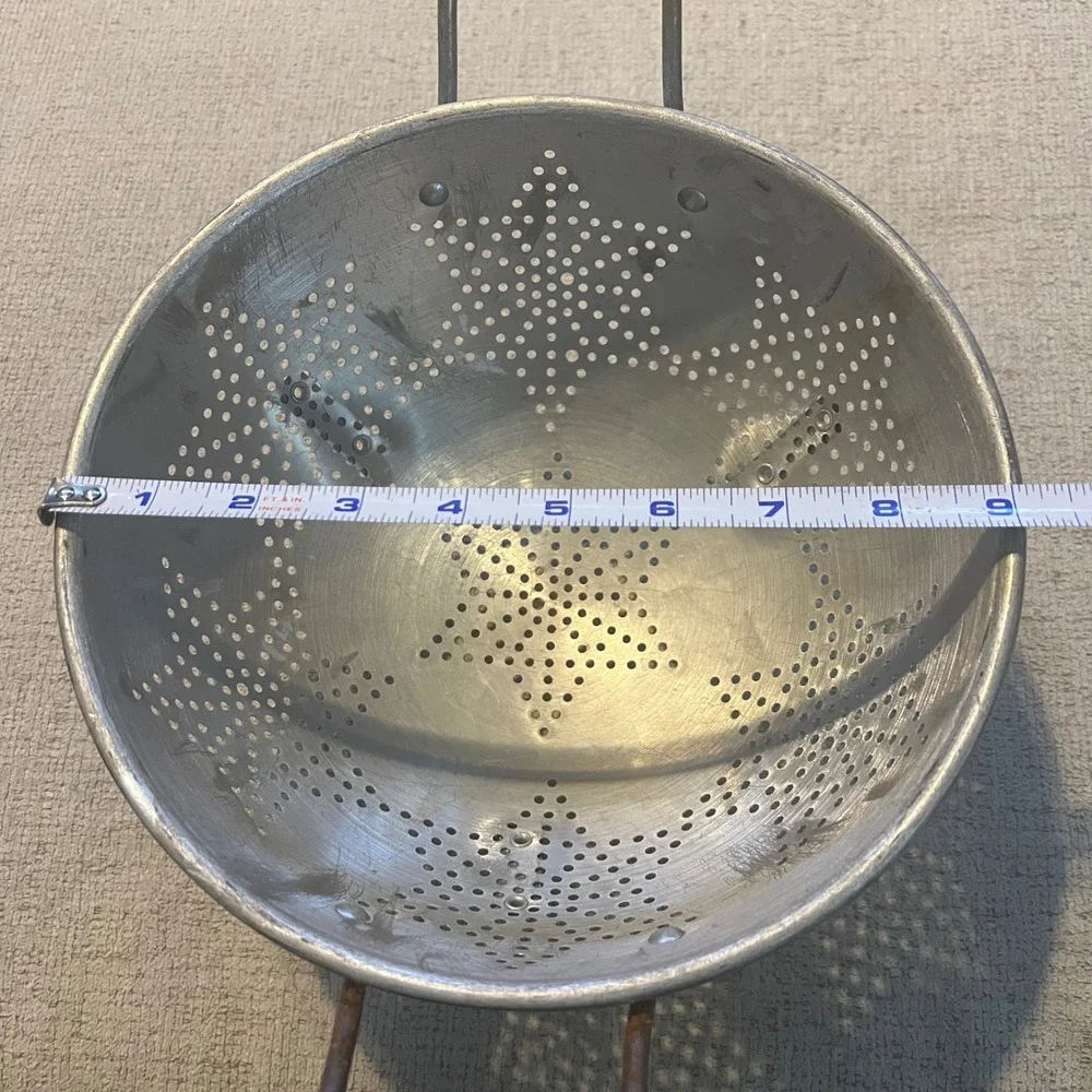 Vintage Aluminum Star Pattern Colander 9 Inch Footed Strainer Farmhouse Kitchen